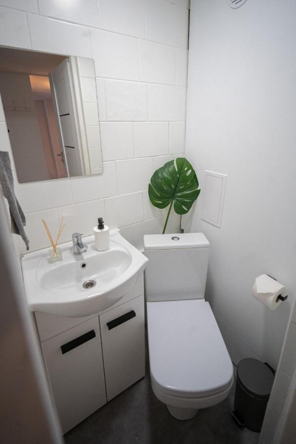 Apartament The Good Powisle 3 Bedrooms Warszawa